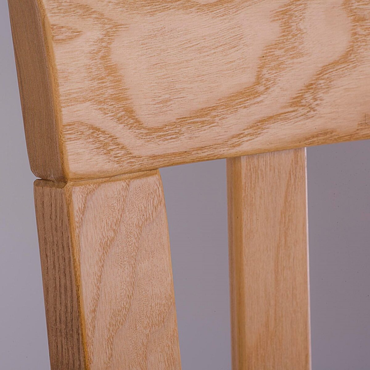 Krzesło TERESA szczebelki detal 1